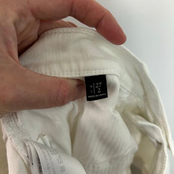 Abercrombie & Fitch Women’s White Denim Jean Short Shorts Size 27” 2 - Picture 4 of 5